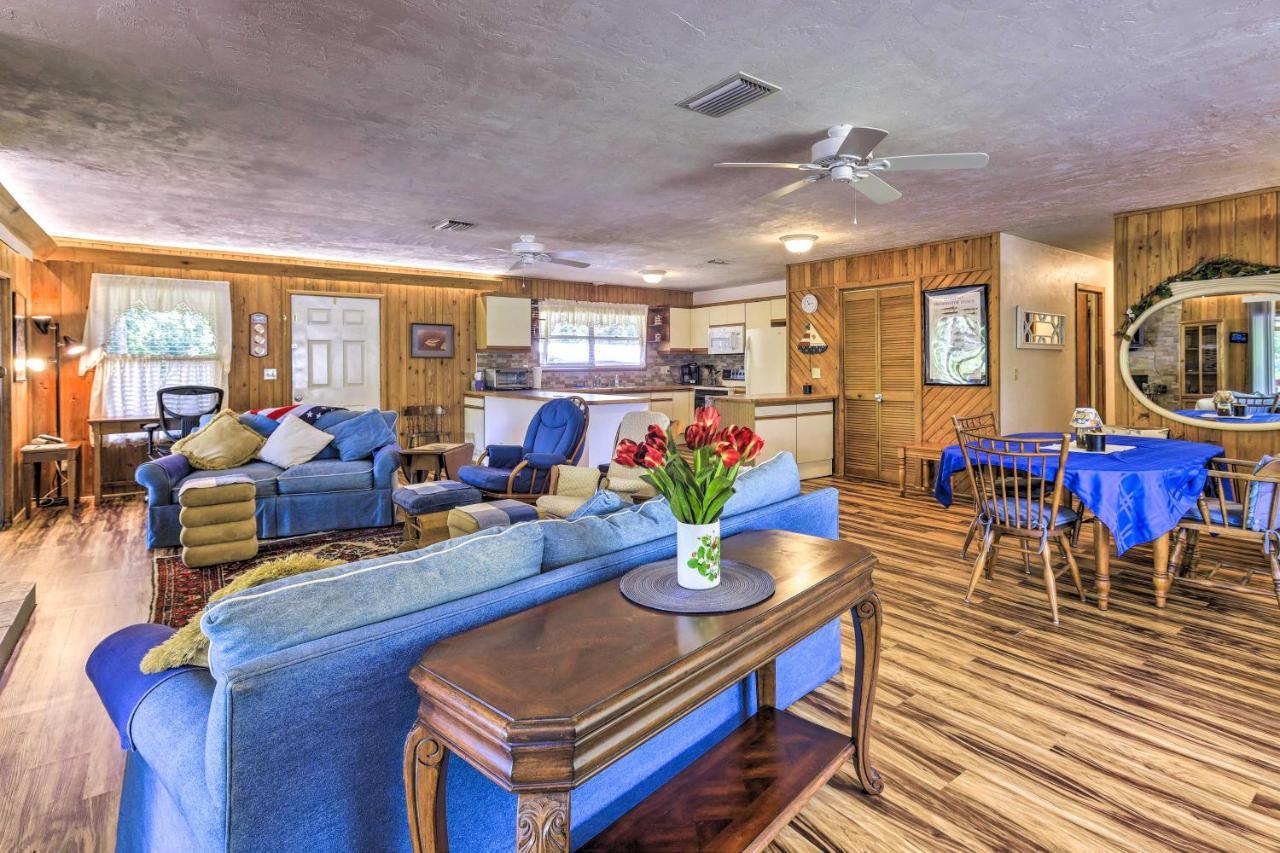 Charming Abode With Dock On The Suwannee River Bell 外观 照片