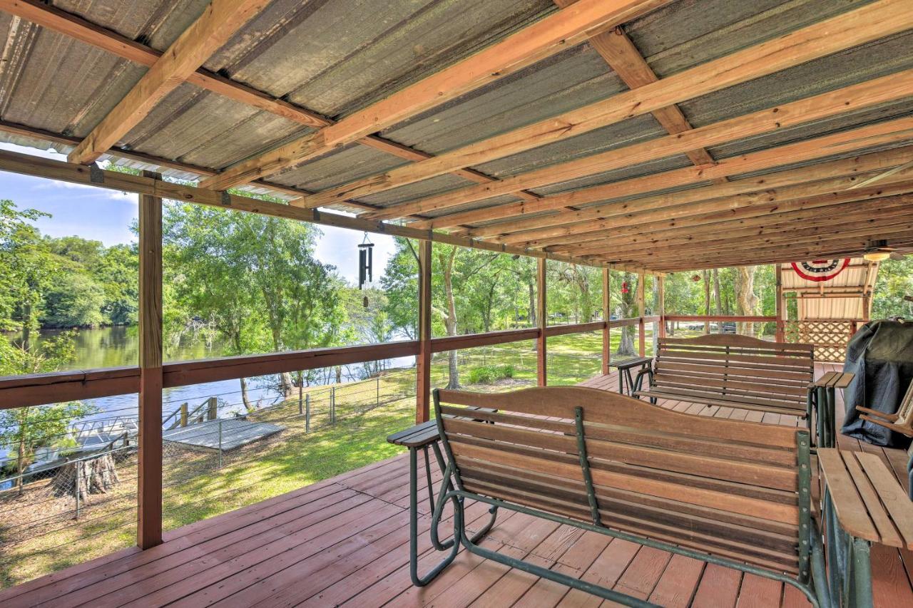 Charming Abode With Dock On The Suwannee River Bell 外观 照片