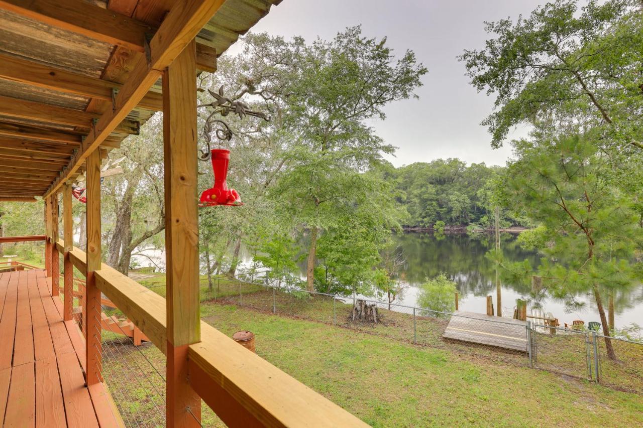Charming Abode With Dock On The Suwannee River Bell 外观 照片